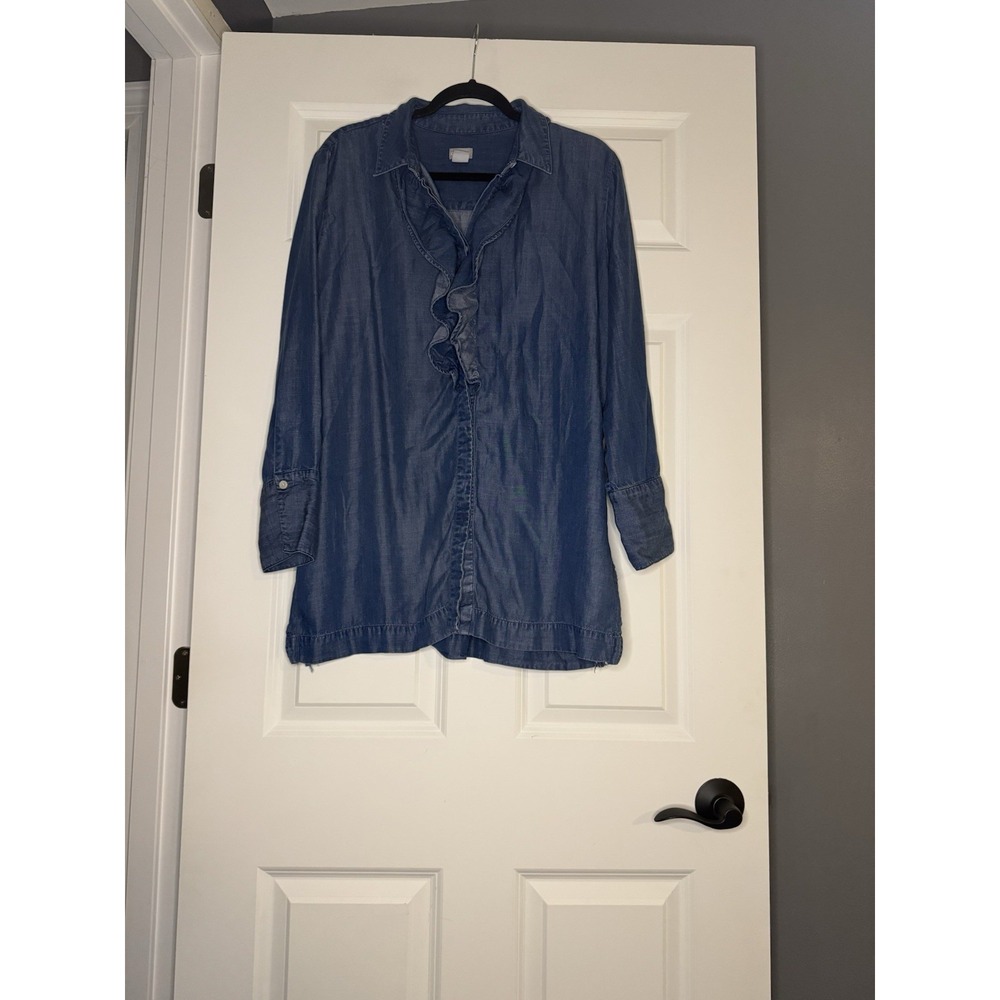 Chicos Chambray Front Ruffle Placket Button Up Top Size 3 16/18 Blue